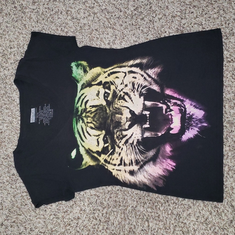 Bioworld Tiger Black Tshirt